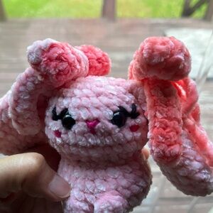 Charming Pink mini Bunny Plush
Pattern by Chubby Cheeks
